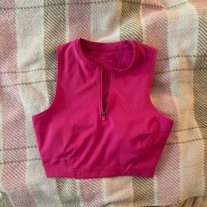 Hot pink Nike golf shirt/ cropped half zip. Size S. Never worn. Great condition!